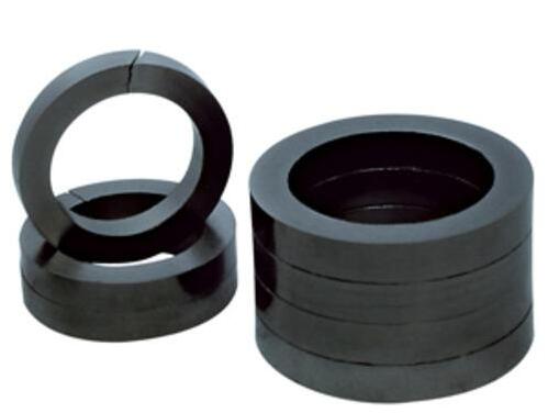 �y�T����